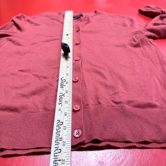 BANANA REPUBLIC RUST SWEATER BUTTON DOWN CARDIGAN - Picture 4 of 6